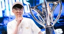 Faker 2023 Worlds Trophy Signature Move